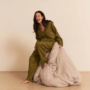 Piglet in Bed Moss Linen Pajama Set Size Small